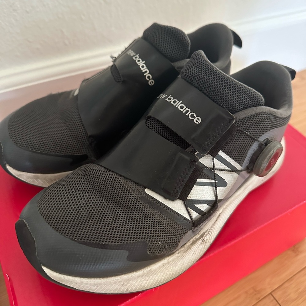 New Balance Dynasoft Kids Boa Sz 4